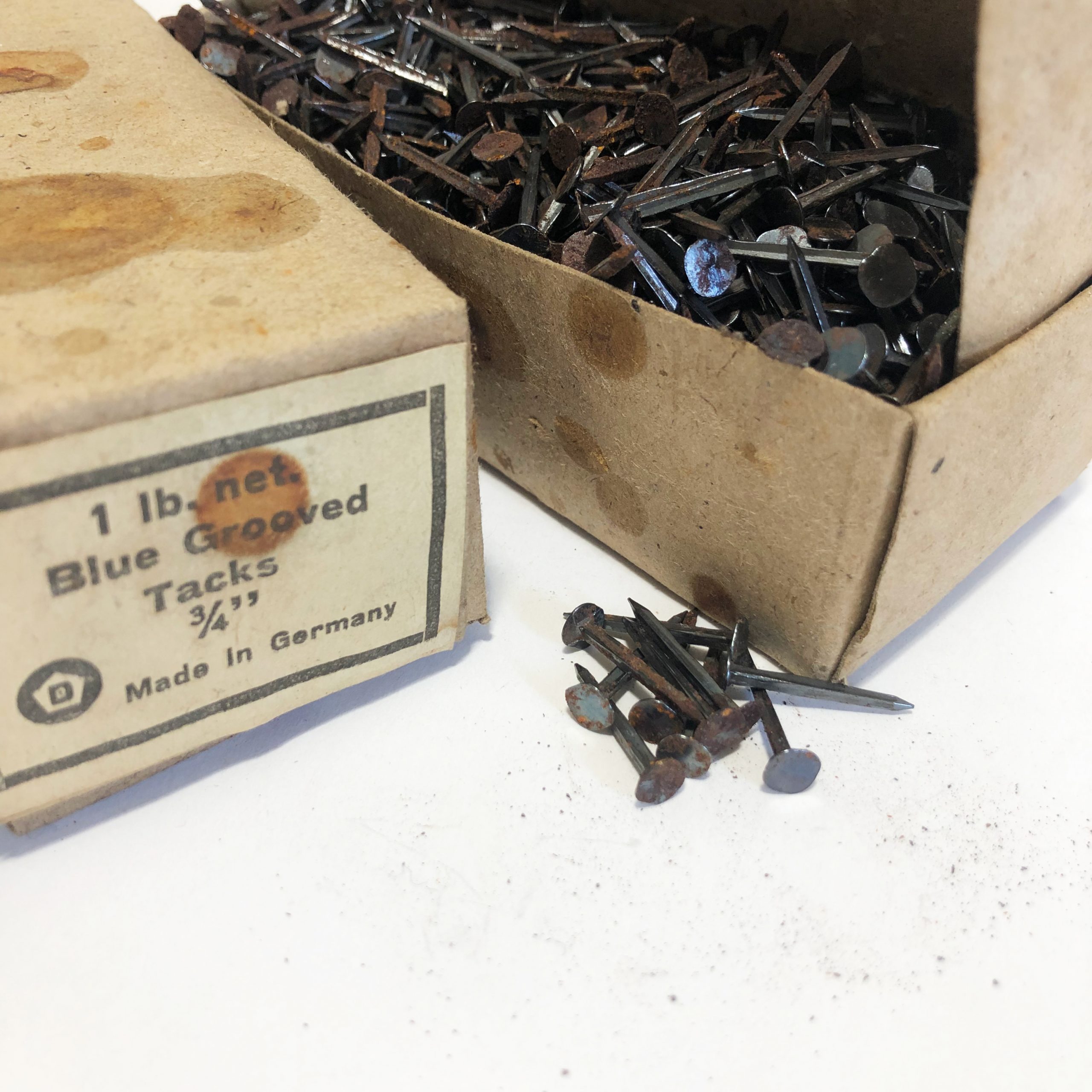 Grooved Cobbler's Nails - Image 2